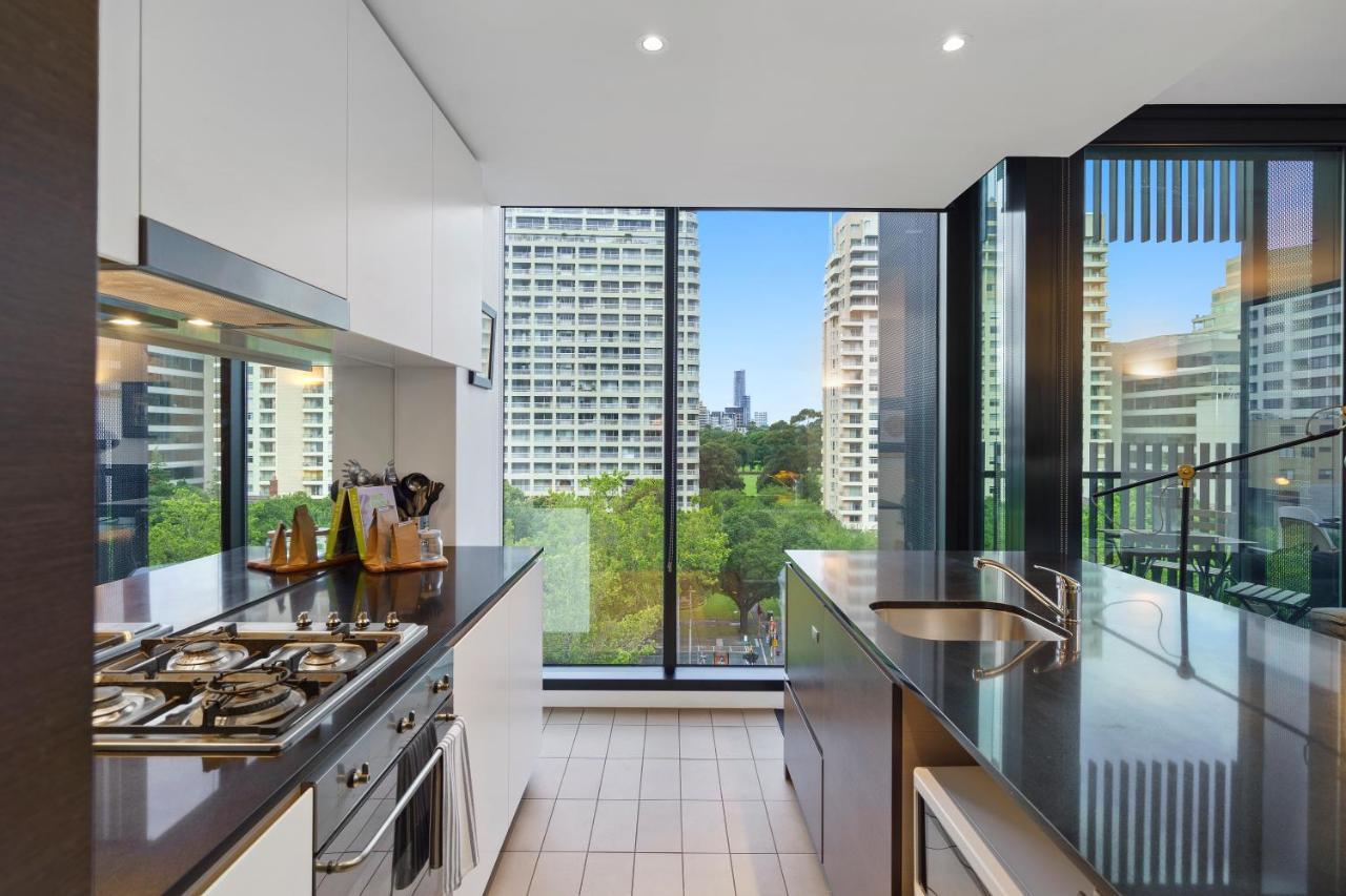 Complete Host Leopold Apartments Melbourne Buitenkant foto